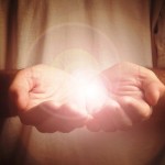 Accueillir la lumière du Christ – Avent 2015 : « Dieu est Amour et Miséricorde »